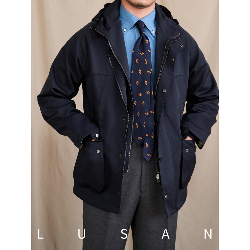 Hunting And Outdoor Shop - Mr. Lu San Italiaanse retro outdoor
