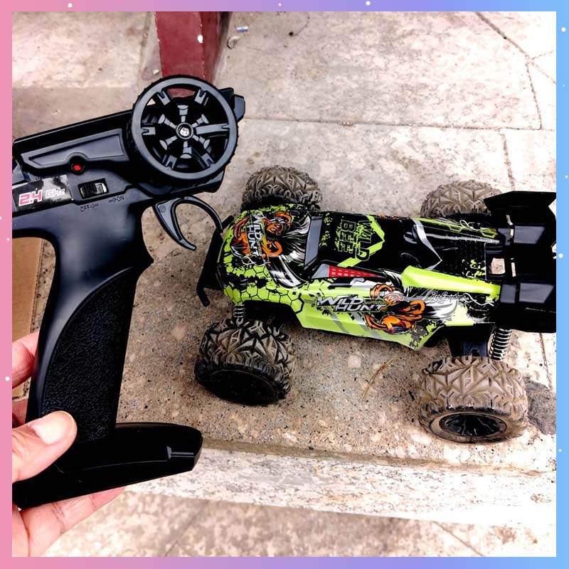 Wildman Hunting & Outdoor Reviews - WILD HUNT RC auto half proportioneel